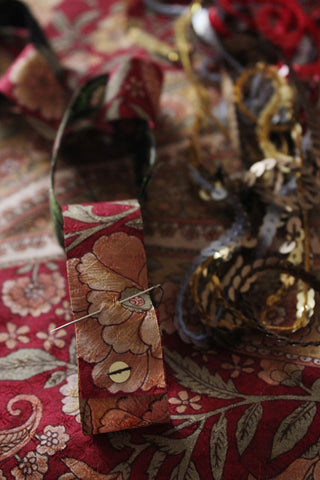 TRADITIONAL CHRISTMAS DECORATION WORKSHOP - SATURDAY 30TH NOVEMBER - 5-7pm ~ THE READING ROOM, CRATHORNE